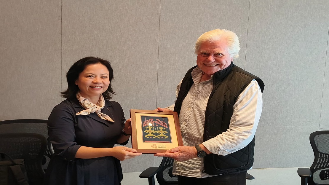 مهرجان القاهرة السينمائي يوقع اتفاقية تآخي مع مهرجان جزيرة هاينان الصيني